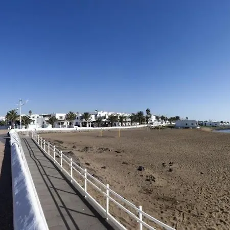 Ambar Playa Honda (Lanzarote)